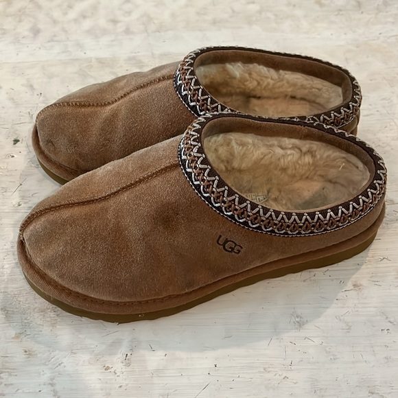 UGG Tasman Women’s Slippers in Chestnut 5955 | size 8 - Picture 4 of 8